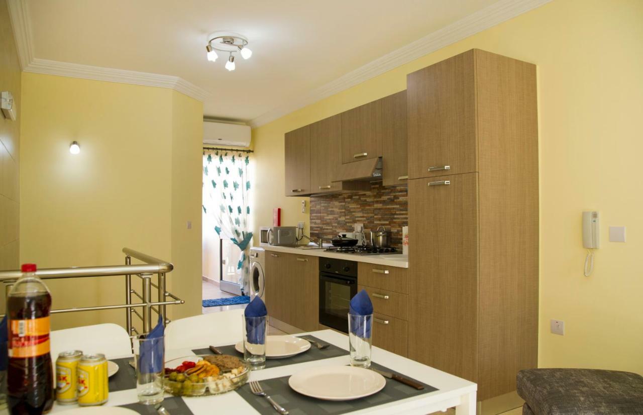Sliema Duplex 1 Bedroom Apartment With 2 Bathrooms- Sleep 4 Екстер'єр фото
